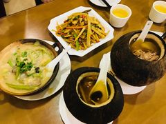 天麻乳鸽椰子炖汤-大唐靓汤江门私房菜(景田店)