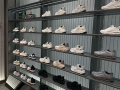 -迪桑特DESCENTE(青岛山东路万象城店)