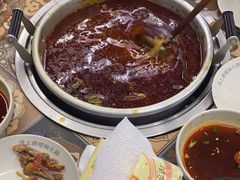 -顶上头·螺蛳火锅(五一新村店)