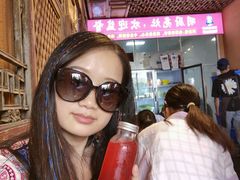 -阿婆情腊排骨火锅(金虹路店)