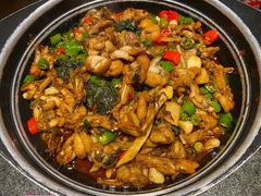 青椒紫苏味-蛙小侠·沸腾砂锅(南山欢乐颂店)