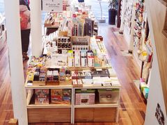 -猫的天空之城概念书店(杭州南宋御街店)