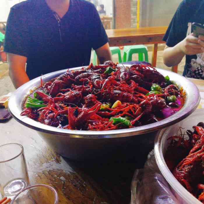 吴老二烧虾(光明街店)-"学姐一直都推荐的店铺!最爱扒皮鱼96.