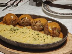 俄式传统肉饼配土豆泥-俄士厨房(环球港店)