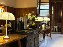 -银米·云南传统过桥米线(双廊黑金冠店)