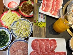 -沸炉重庆老火锅(军事博物馆店)