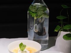 -春树下·树屋花房西餐厅(罍街AS1980店)