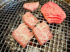 -铭牛烧肉·和牛海鲜自助(高新月牙湖店)