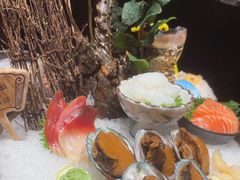 -半岛翡丽海鲜自助餐厅(观风亭店)