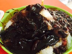 红豆巧克力酸梅糕刨冰-王中王刨冰