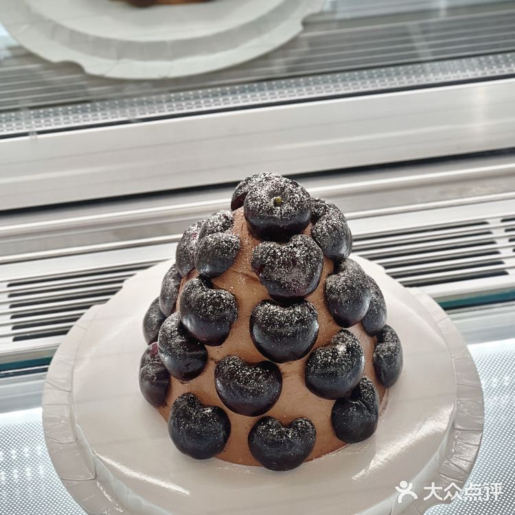 圣诞漂亮小蛋糕已提前吃上！幸福！