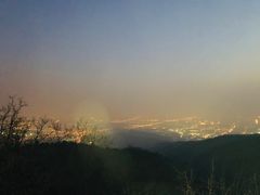 -鬼笑石后山停车场