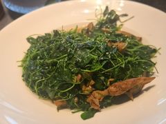 -吴越荣记苏州菜·松鼠桂鱼100%活鱼现做(斜塘老街店)