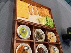 -鲁采LU STYLE(新天地店)