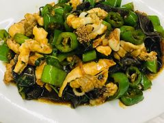 粉尘炒牛三鲜-志和饮食店