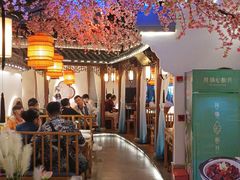 -荷塘秋月·本帮江浙菜(国权路店)