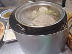 -潮界(LU·ONE凯德晶萃广场店)