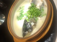 涵田砂锅鱼头-安吉涵田度假村·水榭居中餐厅