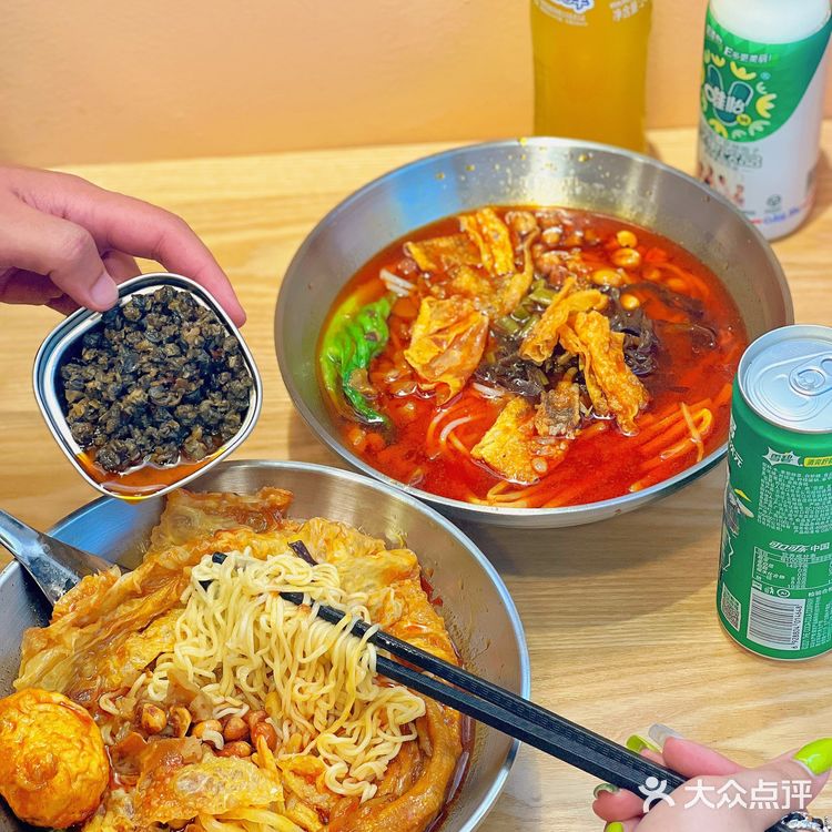 前段时间炸蛋火了，他家说还有更猛的料