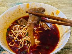 -易毛特色牛肉面(解放碑步行街店)