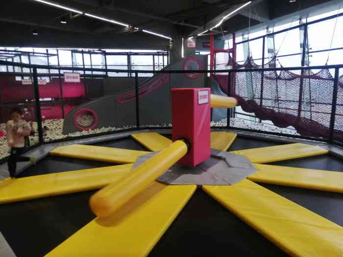 dojump蹦床公园大悦城店
