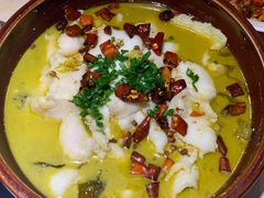 酸菜巴沙鱼片-大碗先生(万家丽店)