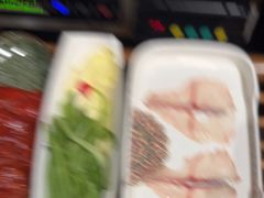 -老牌坊云南鱼豆花火锅(哈西万达店)
