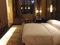 -中山利和希尔顿酒店