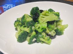 -鲁菜根·泰安菜(万达店)