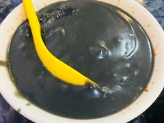 芝麻糊-燊意布拉肠云吞面(中山四路店)