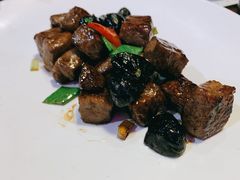 黑蒜牛肉粒-荷风细雨·中国茶宴(碧云店)