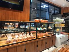 面包甜点陈列柜-面包新语(无锡M会员店)