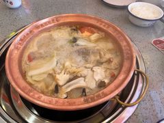 -阿婆情腊排骨火锅(金虹路店)