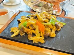 -黑青稞庄园·新式藏餐·牦牛肉汤锅(新都桥店)