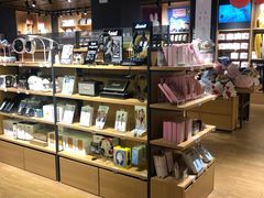 -九木杂物社(恒隆广场店)