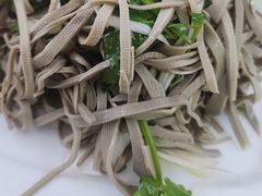 -溢心园香河肉饼总店