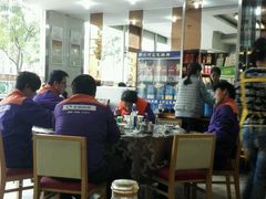 -哈尔滨风味小吃东北菜(五角场店)