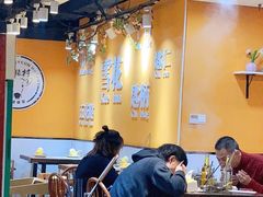大堂-牛缘村·贵州黄牛肉火锅(西善桥店)