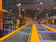 -Tenker Club弹刻极限主题公园 · 蹦床 · 团建 · 生日派对(大关店)