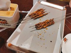 -三个大叔烤羊肉串·歌手驻唱·碳烤鲜肉(西三旗店)