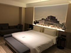 -榆林榆阳西路火车站亚朵酒店
