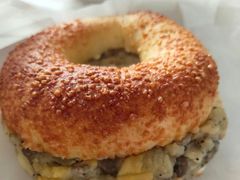 超级黑椒牛肉贝果-好利来(五一广场店)