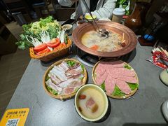 -阿婆情腊排骨火锅·野生菌季(古城旗舰店)