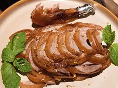 -青年公社烤鸭(熙悦天街店)