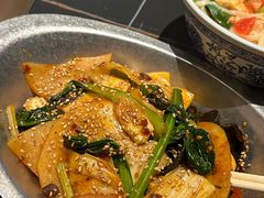 -涨巢·潮玩水疗局