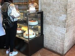 面包甜点陈列柜-味多美蛋糕(梨园店)