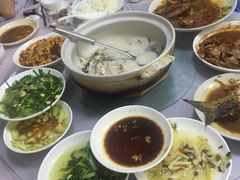 -天乐农家鱼头王(天目湖店)