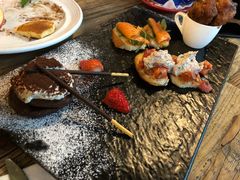 -Gloria Jean's Coffees