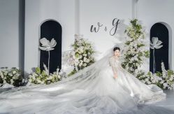-莫小姐婚纱