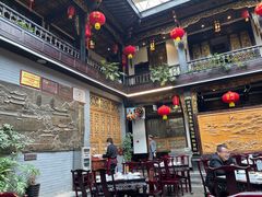 -蔼若春.传承三十年云南菜(金碧公园店)